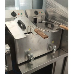 Friggitrice doppia da banco elettrica monofase con cestello di circa 5 lt.