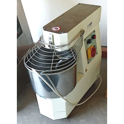 impastatrice 18 kg monofase,