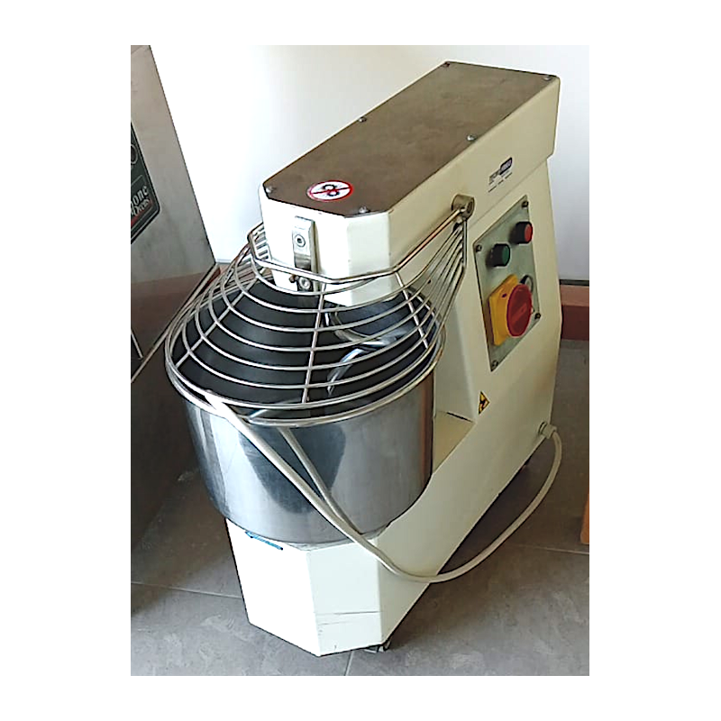 impastatrice 18 kg monofase,