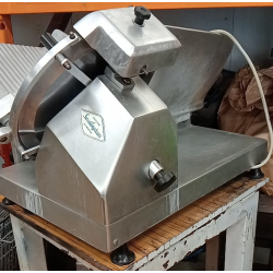 Affettatrice obliqua Swedlinghaus con lama 35