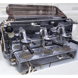 Macchina per caffè Faema E61 3 gruppi